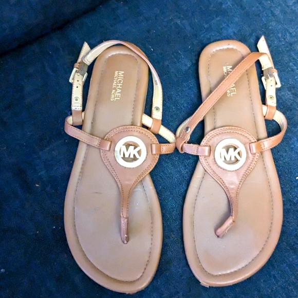 MICHAEL Michael Kors Shoes - Women's size 8 Micheal kors sandals